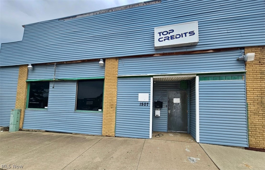 1507 S Main Street