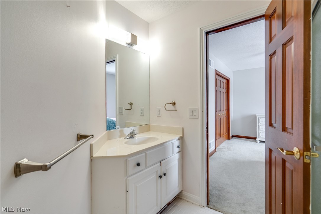 Saint James Place 07 - Residential