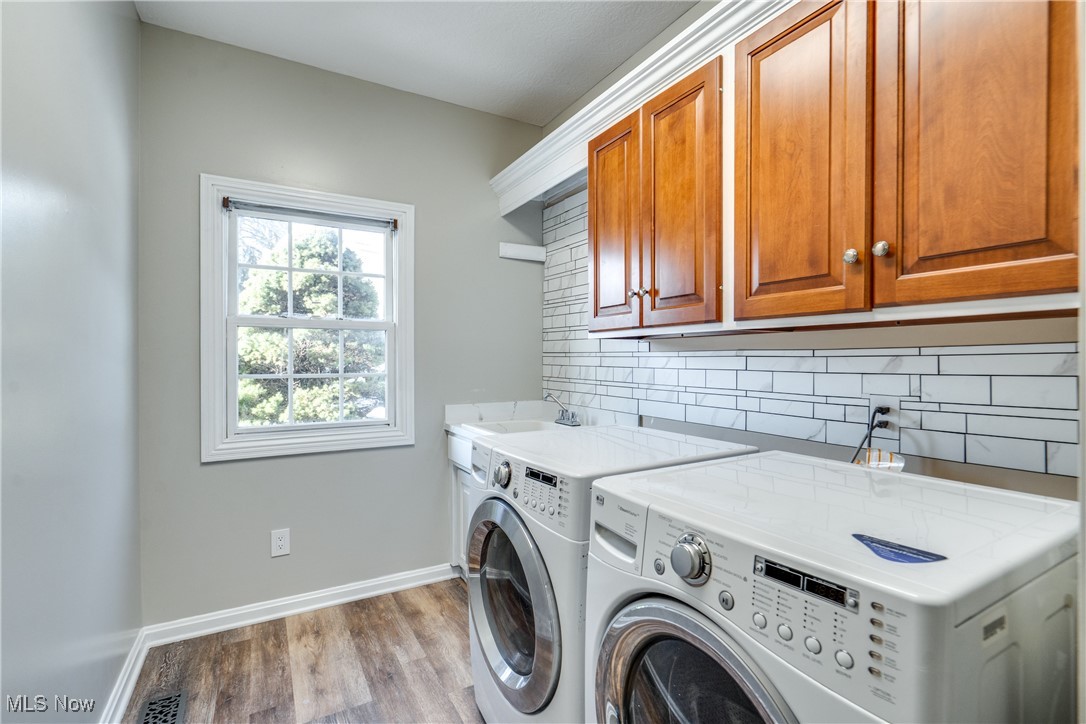 Saint James Place 07 - Residential