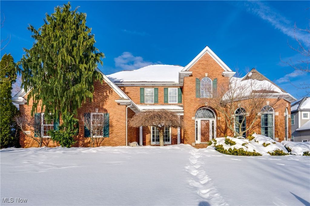 Photo of 8366 Greenock Drive NW, North Canton, OH 44720 (MLS # 5185315)