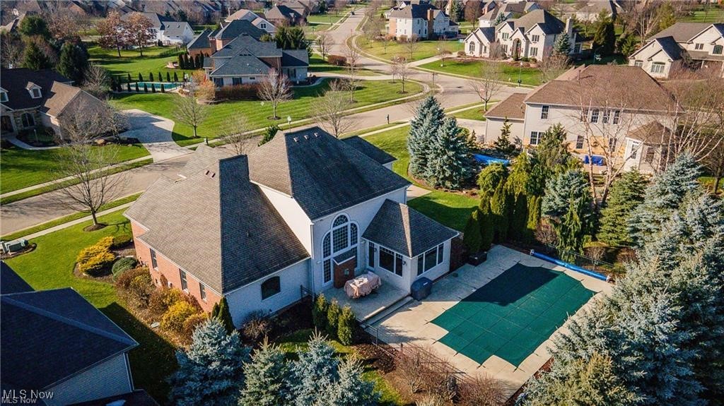 Saint James Place 07 - Residential