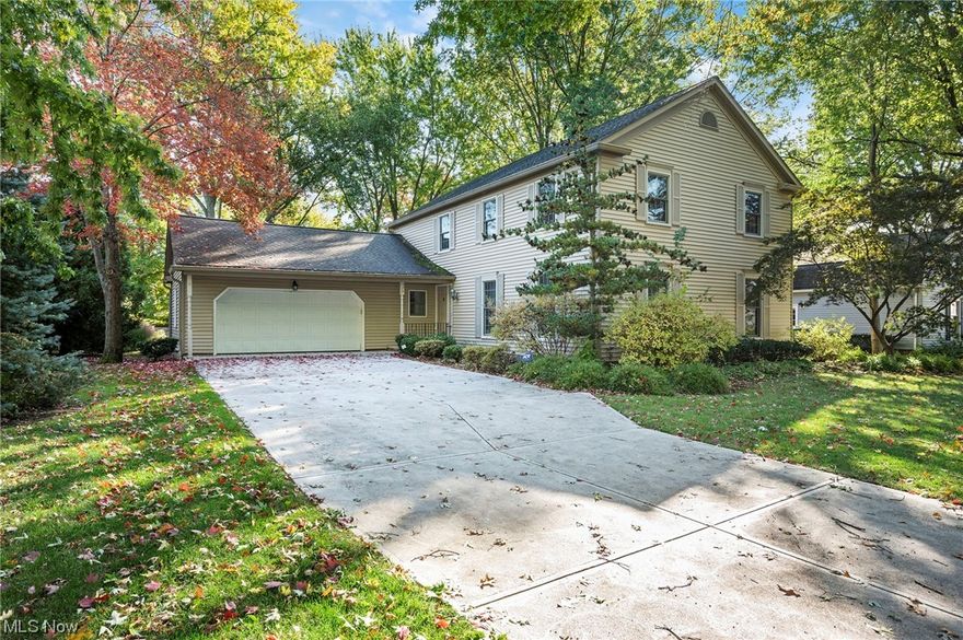 Located on a sought after street in beautiful Bay, this home has had many of the major big ticket items DONE.  Featuring 4-5 bedrooms, further improvements include first floor laundry which includes both washer and dryer, updated furnace/electrical panel/driveway/windows/central air/stainless appliances.  Cozy large family room with woodturning fireplace and wet bar, large ample living room and formal dining, WATERPROOFED basement with sump pump, newer trex deck with beautiful backyard serenity, attached 2 car garage...just needs your special touch and this will be your dream home!!