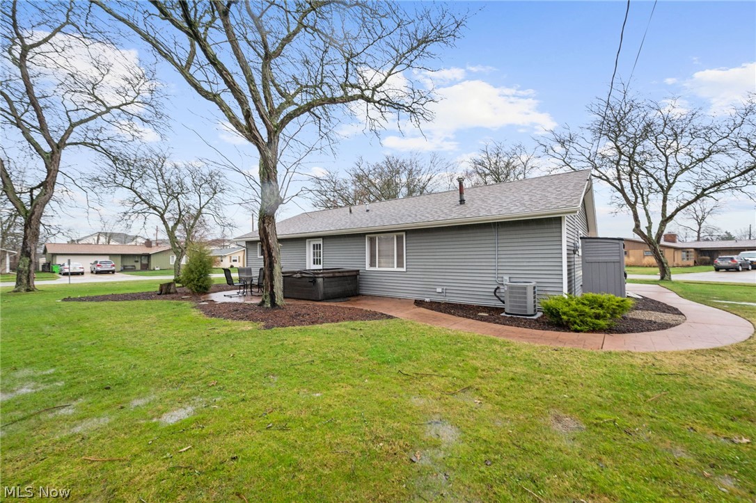 Blue Grass Manor - Residential