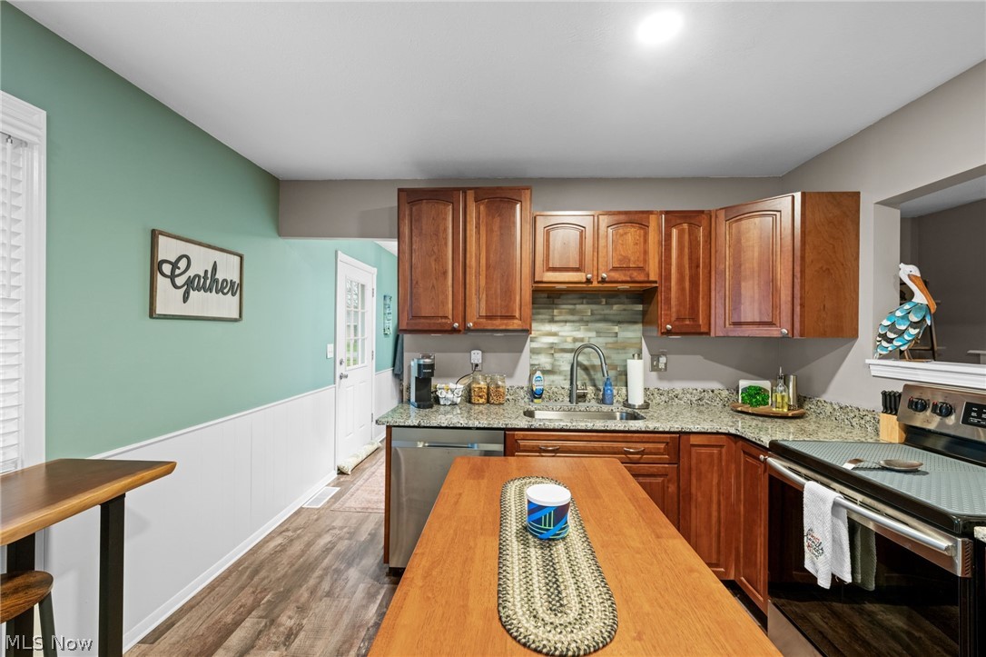 Blue Grass Manor - Residential