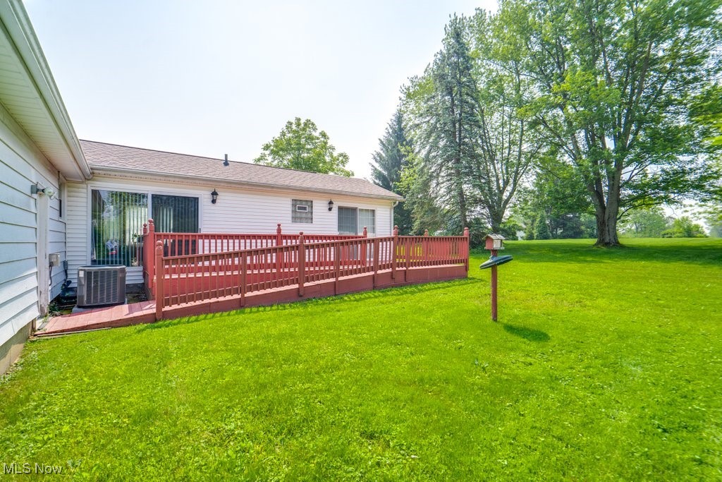 12222 Cenfield Street, Alliance, Ohio image 38