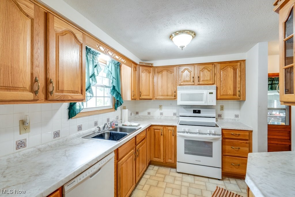 12222 Cenfield Street, Alliance, Ohio image 10