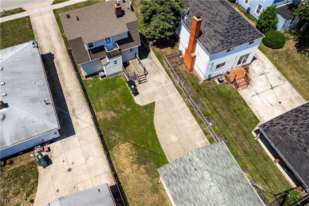 Shore View 02 - Residential