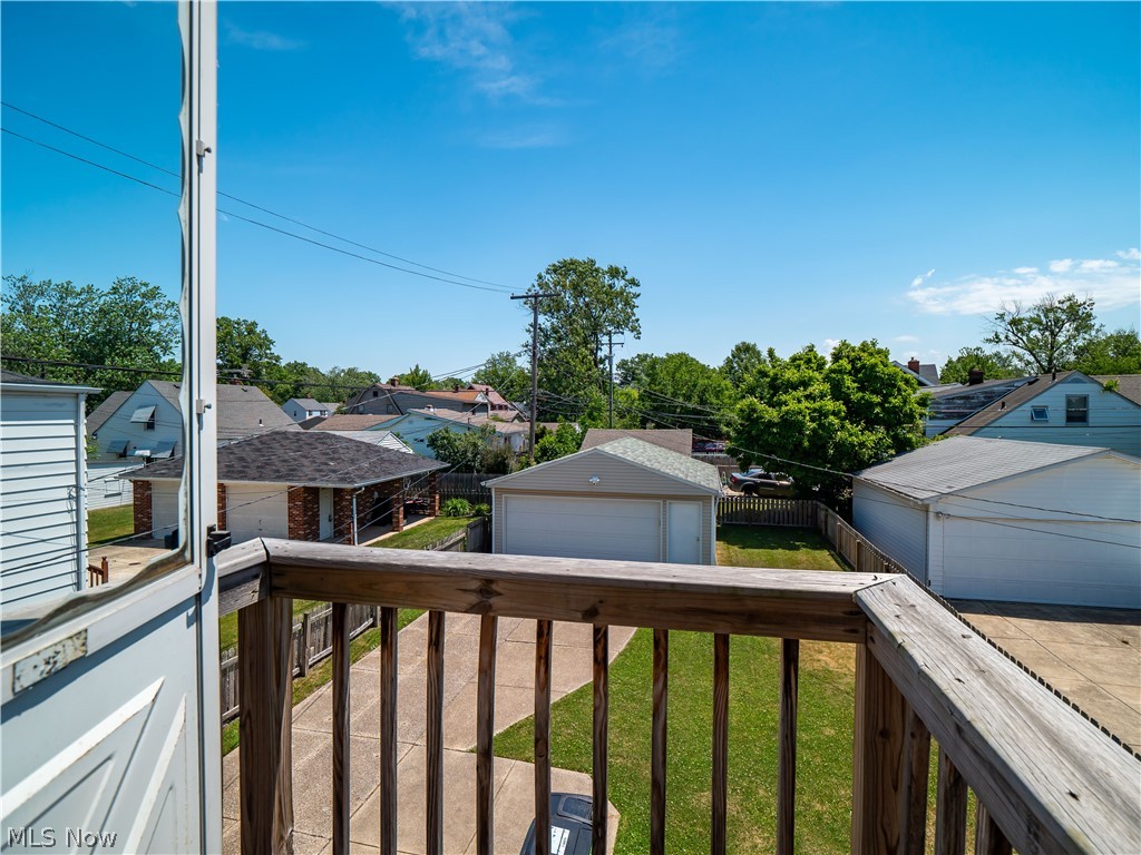 Shore View 02 - Residential