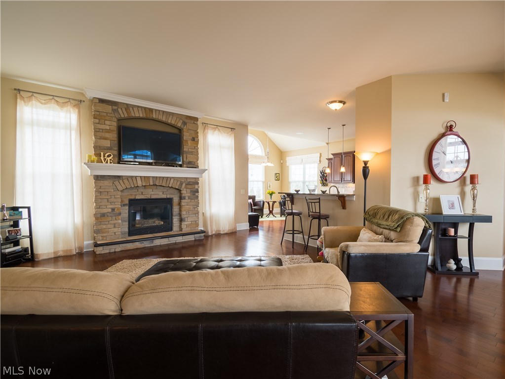 Tiberon Trace - Residential