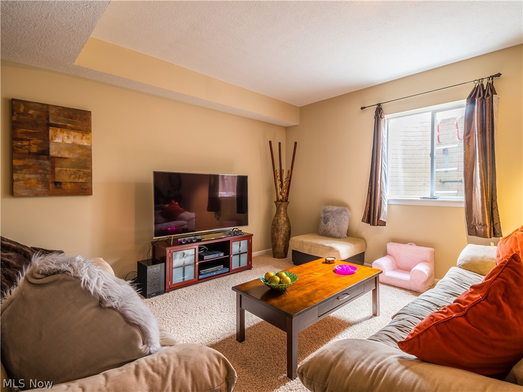 Tiberon Trace - Residential