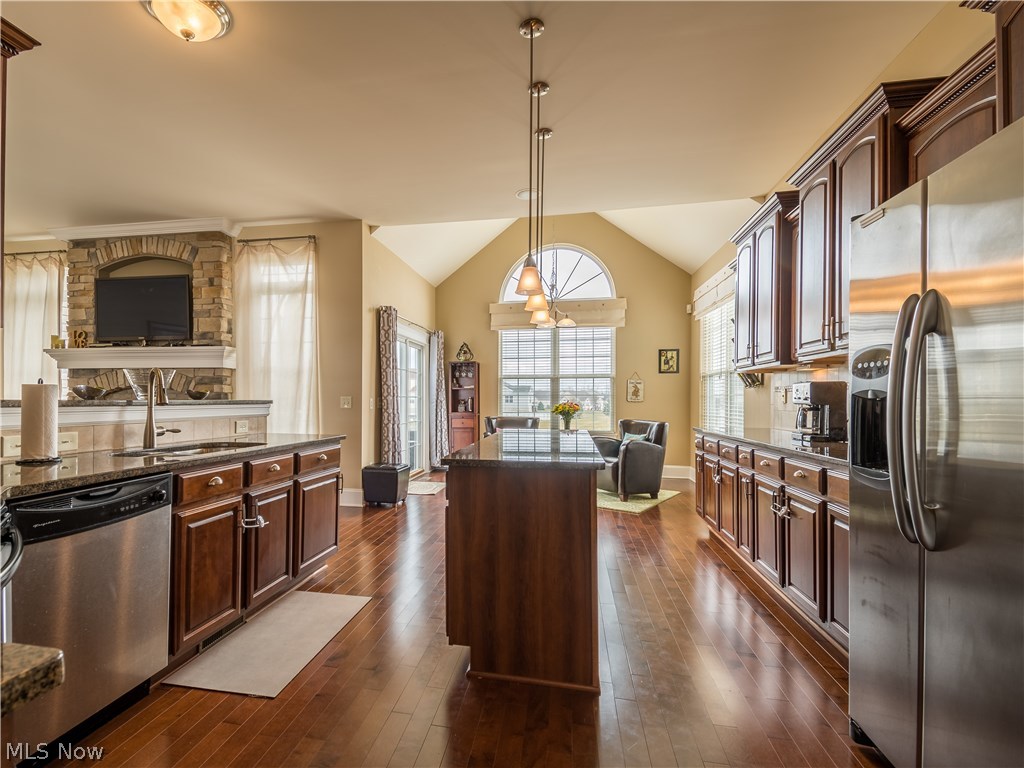 Tiberon Trace - Residential