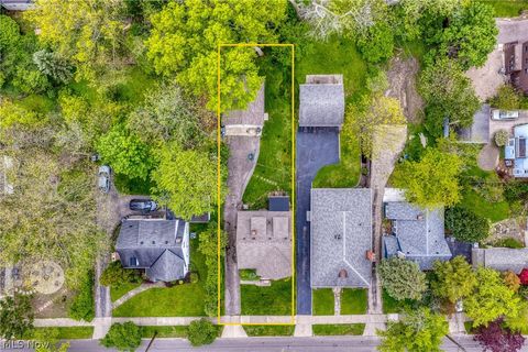 Tiny photo for 3504 E Scarborough Road, Cleveland Heights, OH 44118 (MLS # 5210318)