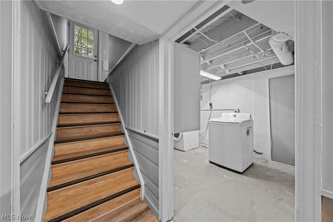 Tiny photo for 3504 E Scarborough Road, Cleveland Heights, OH 44118 (MLS # 5210318)