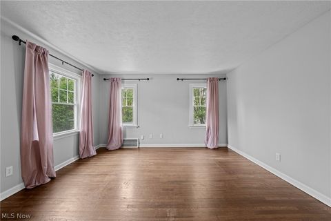 Tiny photo for 3504 E Scarborough Road, Cleveland Heights, OH 44118 (MLS # 5210318)