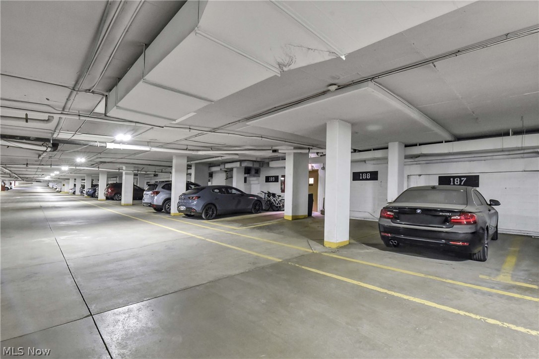 Meridian Condo - Residential