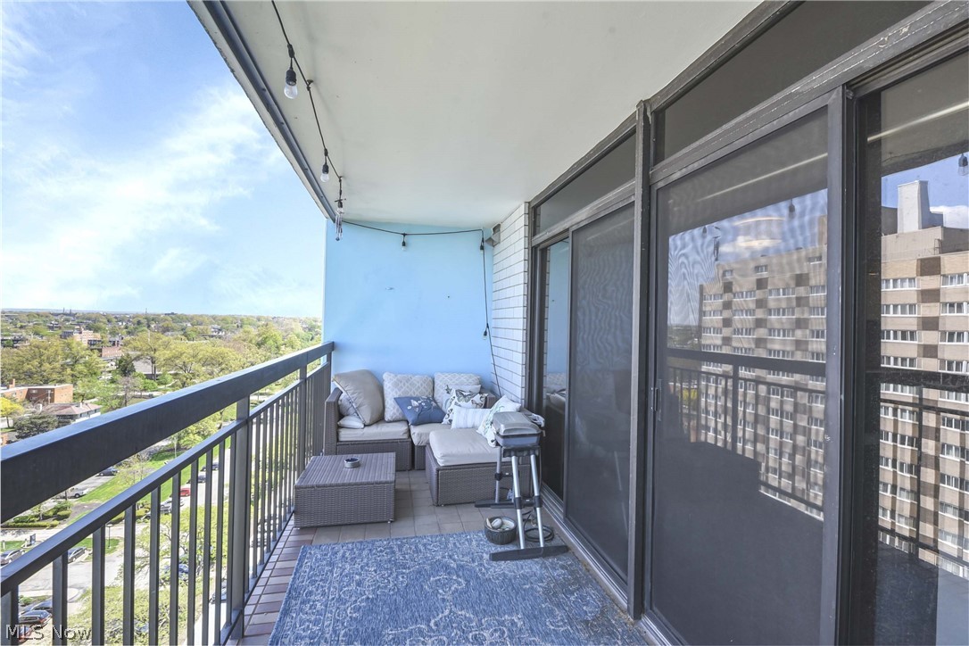 Meridian Condo - Residential
