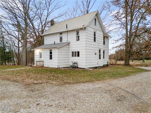 Tiny photo for 4692 Beechwood Avenue NE, Paris, OH 44669 (MLS # 5178358)