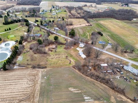 Tiny photo for 4692 Beechwood Avenue NE, Paris, OH 44669 (MLS # 5178358)