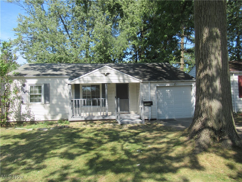Updated 1400+ Sq Ft Ranch in West Park! 4 Bed 2 Bath 1 Car Garage located in West Park. Fenched in backyard and a large open Floorplan