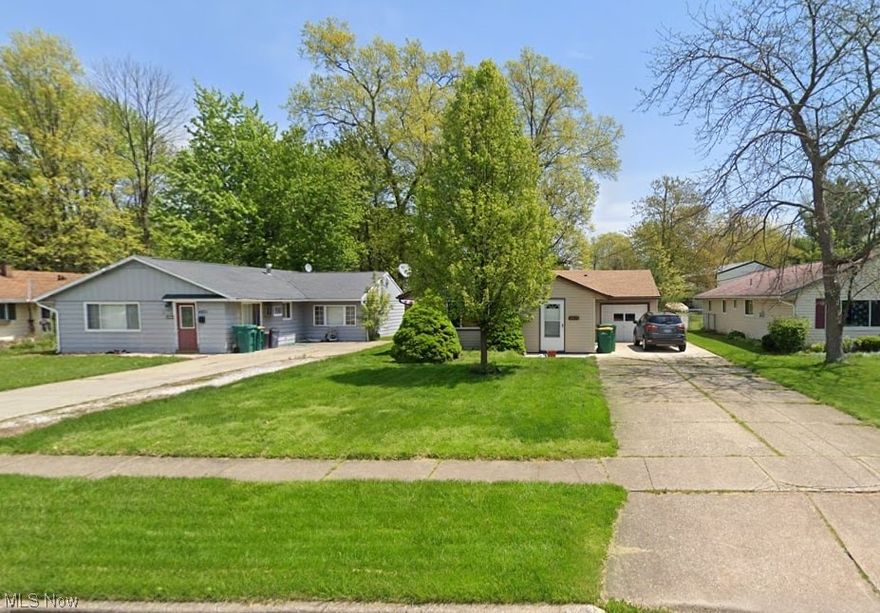 Very nice ranch style home.  Everything in the property is newer. Fresh paint and brand-new carpet. Perfect for the first-time home buyer or stepdown. It has a very spacious backyard. Make this your cozy little paradise, don't let this opportunity pass you by!