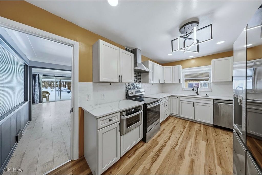 Photo of 4876 Monticello Boulevard, Richmond Heights, OH 44143 (MLS # 5183225)