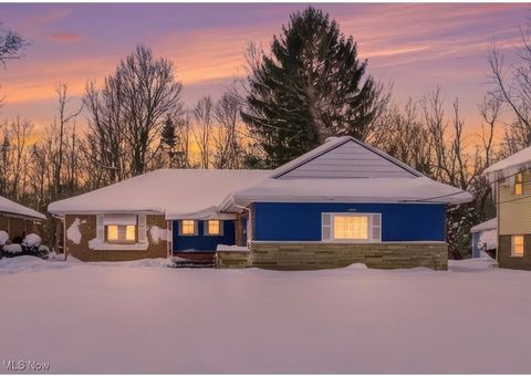 4876 Monticello Boulevard, Richmond Heights, OH 44143 - #: 5183225