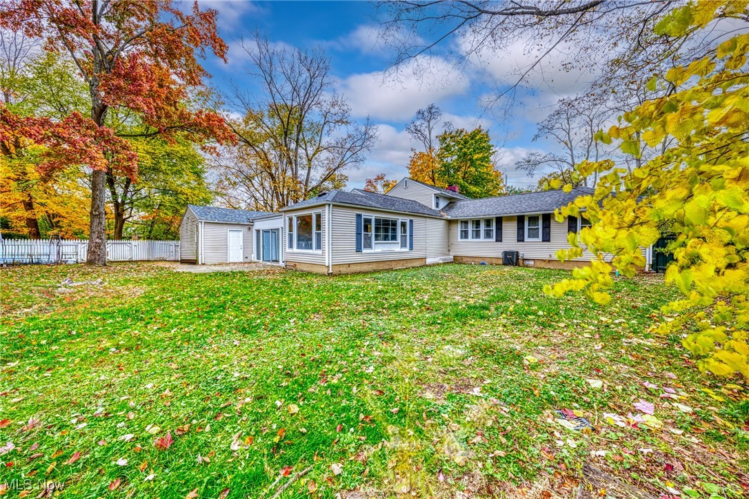 5865 Ruple Parkway Pkwy, Brook Park, Ohio image 3