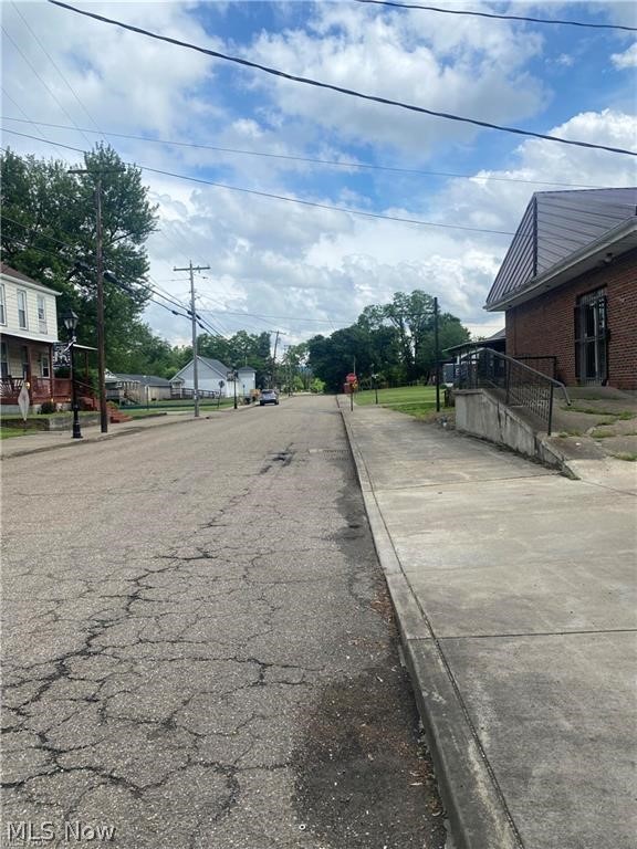 S Chester Street, New Cumberland, West Virginia image 5