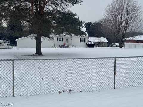 Tiny photo for 335 Rockdale Road, Follansbee, WV 26037 (MLS # 5179394)