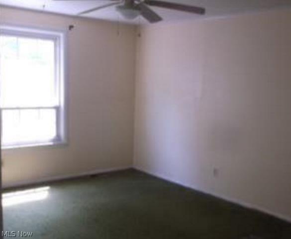 Village Green Condos 02 - Residential