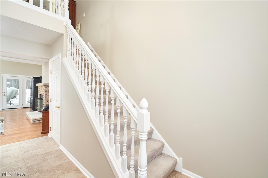 Hampton Glen Condo Ph #iv - Residential