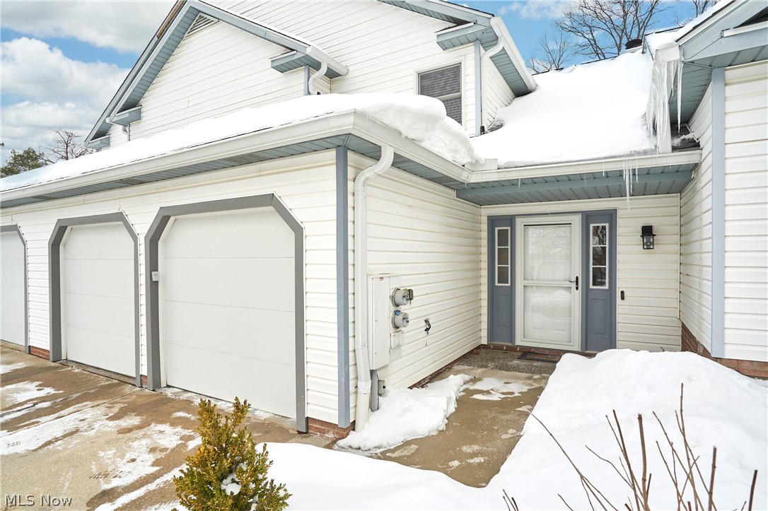 Hampton Glen Condo Ph #iv - Residential