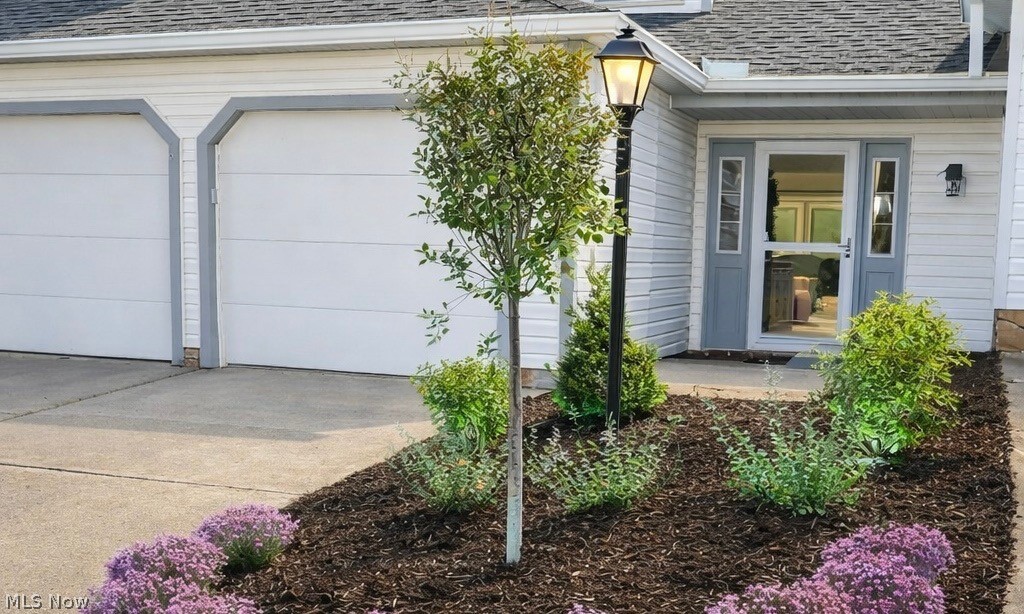 Hampton Glen Condo Ph #iv - Residential