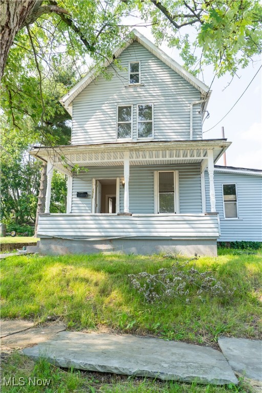 Come check out 1511 2nd St featuring over 1,064 sq ft of living space, cozy bedrooms and one full bath—perfect for families, first-time homeowners, or investors looking for a solid rental opportunity. Must be sold as a package with 413 Newton ave, 1617 Stark ave and 1811 3rd st.