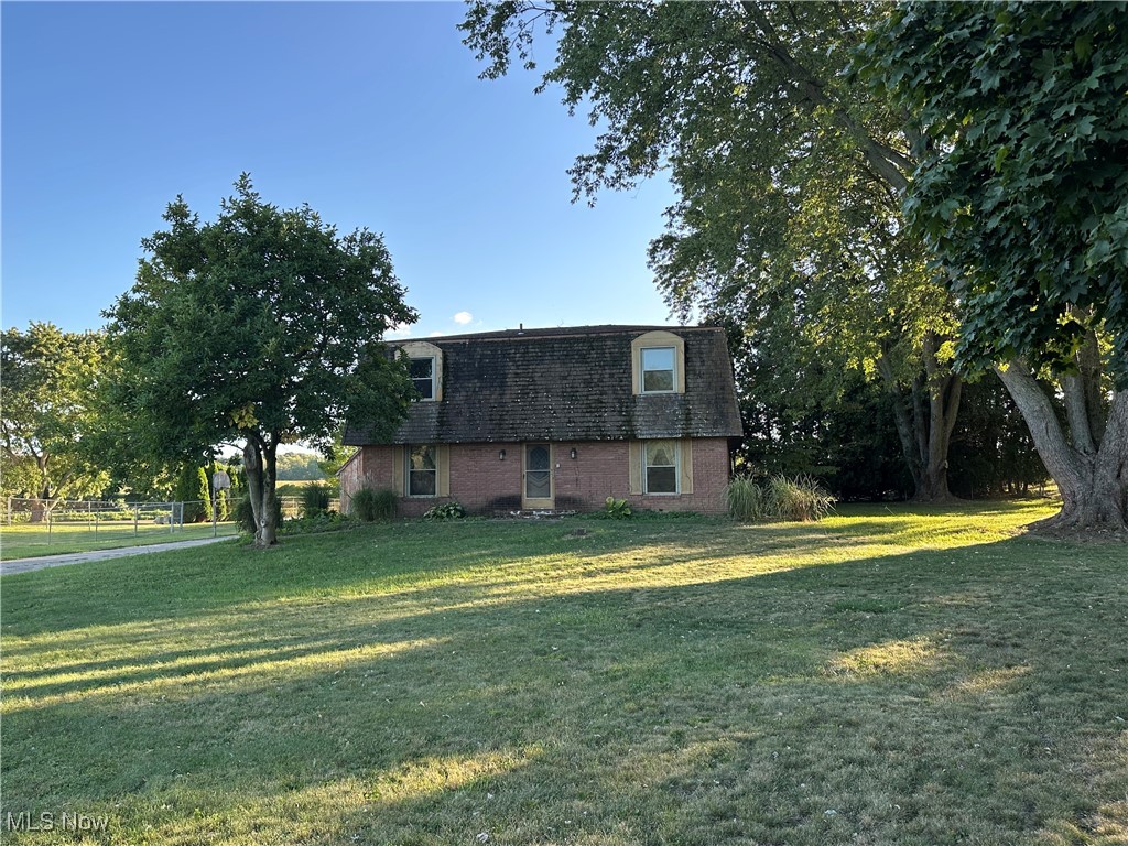 bring your checkbook , ideas ,and creativity to this brick home situated on the lake. home needs updated and remodeled ( the sky is the limit with your imagination). owner has installen some mini splits for added heat and a/c along with engineered wood flooring in the family room. level out the first floor slab in the family room bring a new pool liner , update ,update & update this once awsome property that is definitely LOCATION, LOCATION, LOCATION