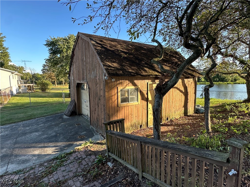 Artesian Lake Estates - Residential