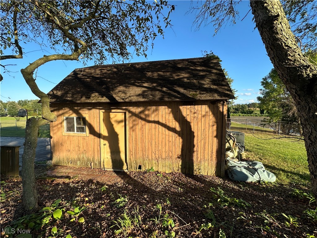 Artesian Lake Estates - Residential