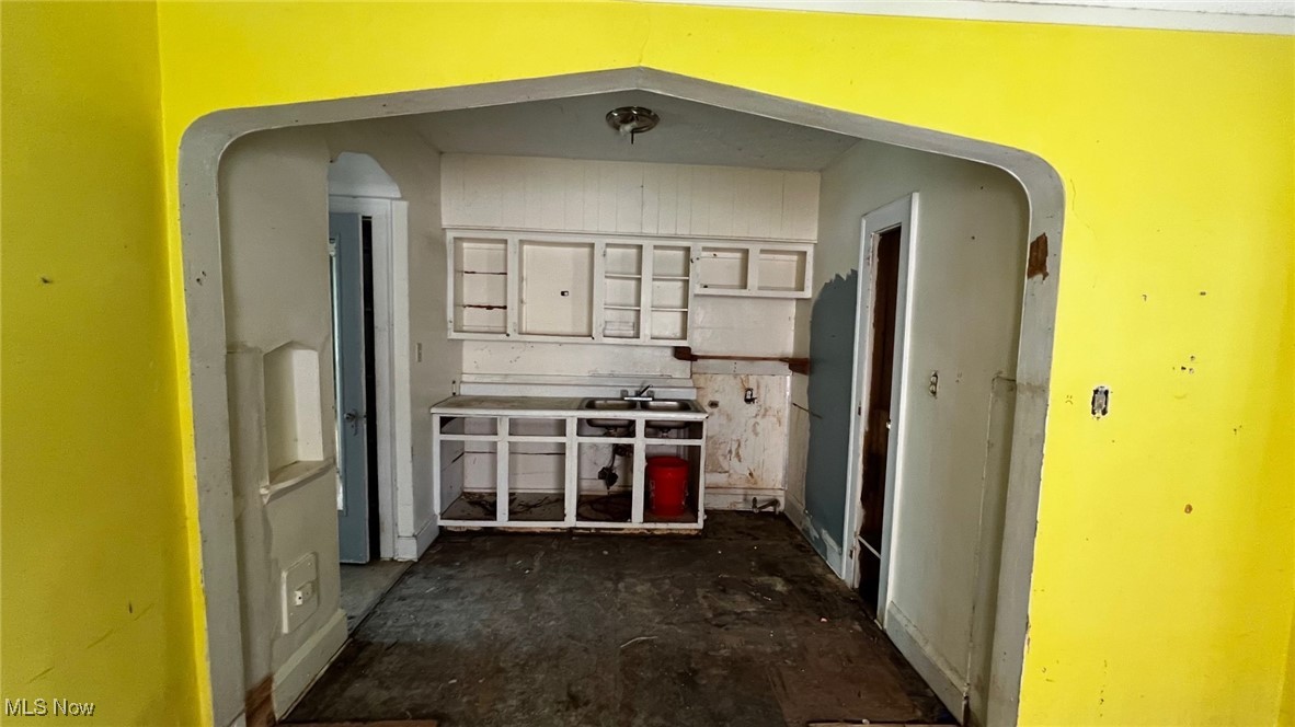 Kenwood - Residential Income