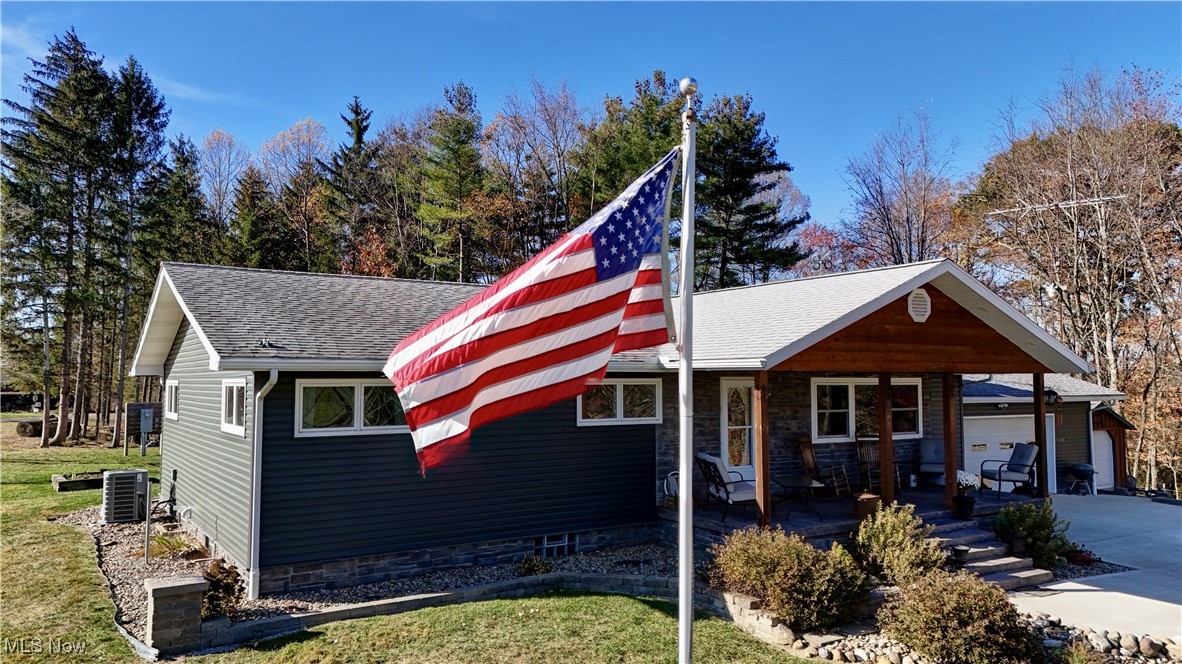 15235 Stocker Ridge Road, Newcomerstown, Ohio image 4