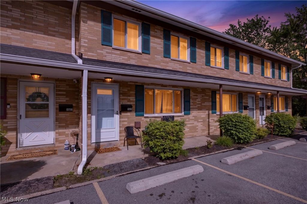 Photo of 1529 Lee Terrace Drive, Wickliffe, OH 44092 (MLS # 5211293)