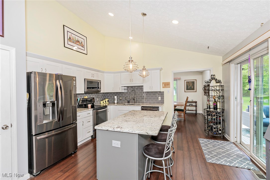 5141 Chillicothe Road, Chagrin Falls, Ohio image 8