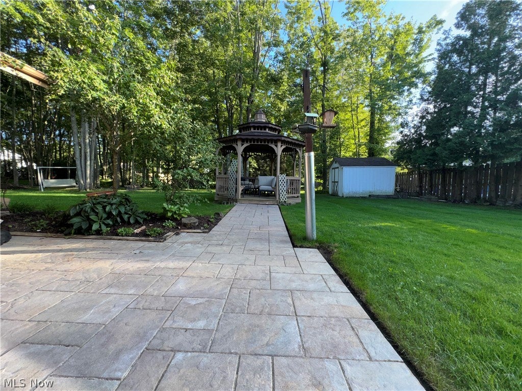 6818 Wildwood Trail