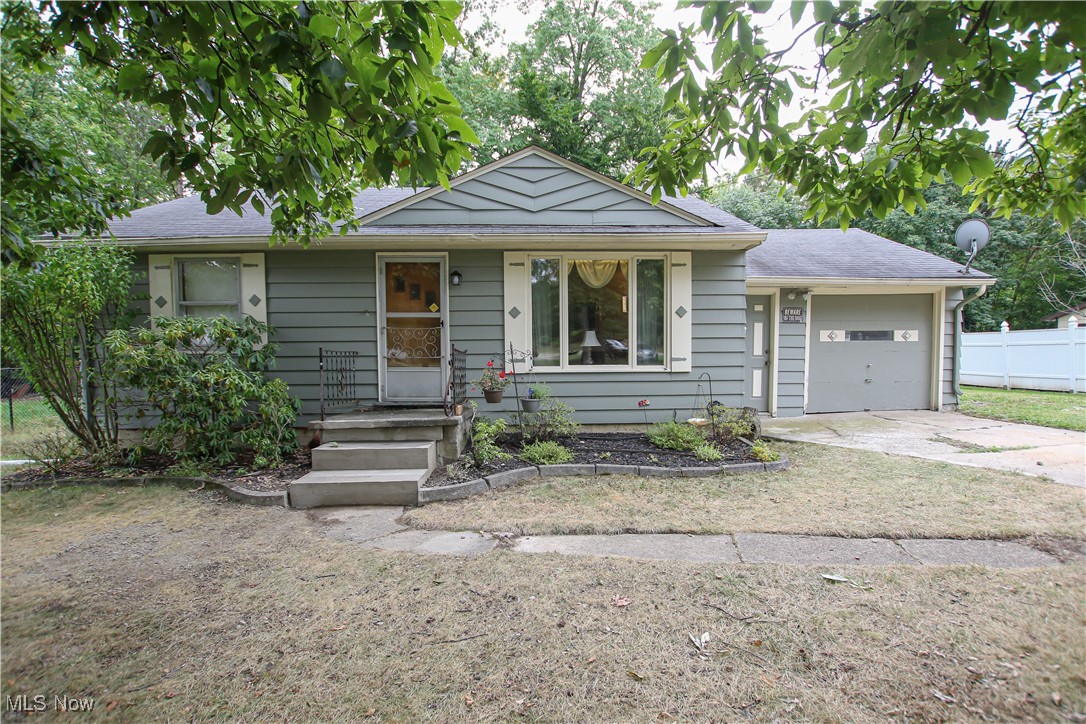 If you're looking for one-floor living, look no further than this 3 bedroom, 1 full bath Ranch. This 1,074 sq ft home sits on 0.68 acres and is conveniently located near all that Brunswick and Strongsville have to offer. Once inside, you step into the bright living room. The kitchen and dining room are near the back of the house and have views of the backyard. Completing the main level are 3 bedrooms and a full bath. The laundry is located in the basement along with a ton of additional storage space. Outside you will find an area near the home that is fully fenced in, but the deep lot continues with a firepit area and mature trees which provide ample shade. There is a one-car attached garage. This home has a ton of potential and it is just waiting for a fresh update!