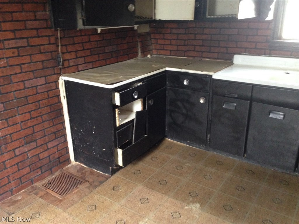 Euclid Shaw - Residential