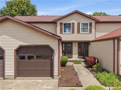 Condo For Sale - 542 Topaz Lane<br/> Brunswick, OH 44212