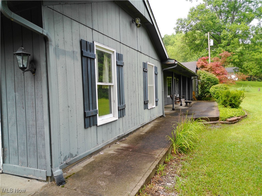 4637 Kingsbury