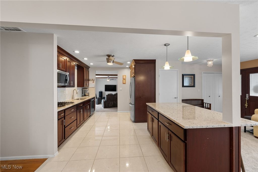 Photo of 2000 Coventry Drive, Parma, OH 44134 (MLS # 5175802)