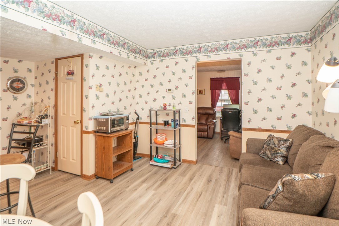 Pleasant Woods Condo - Residential