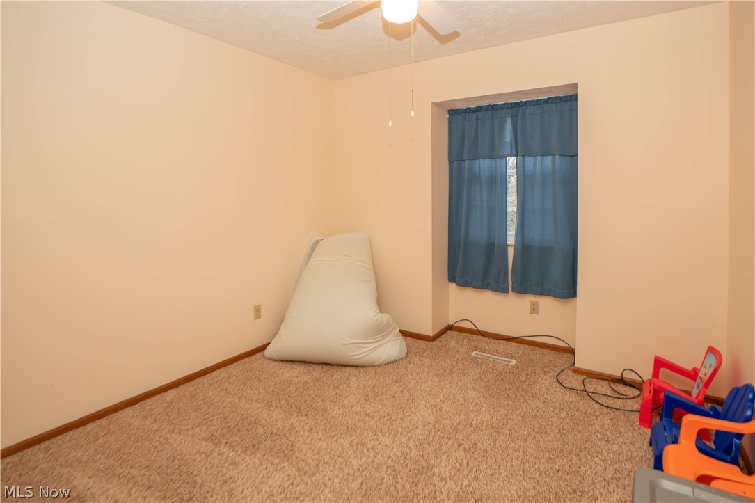 Pleasant Woods Condo - Residential