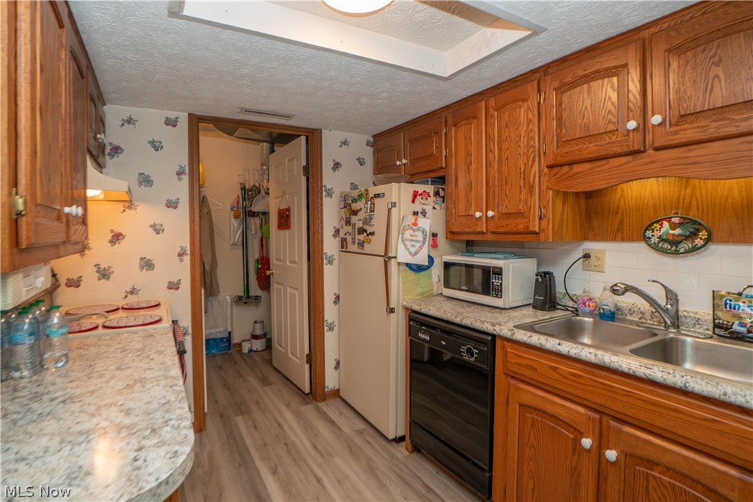 Pleasant Woods Condo - Residential